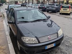 Nero Usata 2009 Fiat Punto Tre volumi | 900 €
