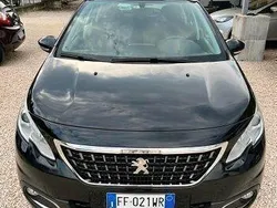 Nero Usata 2016 Peugeot 2008 Active SUV | 9500 € (Buon prezzo)