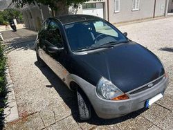 Nero Usata 2002 Ford Ka Collection Due volumi | 1500 € (Cara)