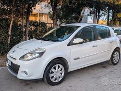 Usata 2010 Renault Clio II Due volumi | 4300 € (Buon prezzo)
