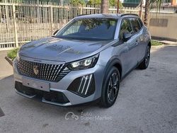 Argento Usata 2024 Peugeot 2008 Allure SUV | 18.990 € (Buon prezzo)