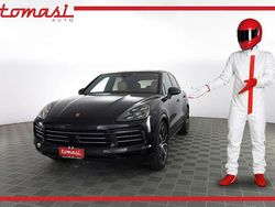 Nero cromite Usata 2022 Porsche Cayenne S SUV | 73.900 € (Buon prezzo)