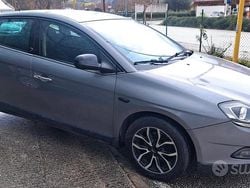 Grigio Usata 2008 Lancia Delta Due volumi | 2900 € (Buon prezzo)
