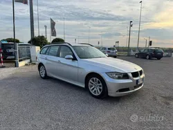 Usata 2006 BMW 320 Efficient Dynamics Station wagon | 2200 € (Buon prezzo)