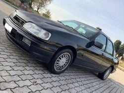 Nero Usata 1992 Ford Sierra Tre volumi | 15.400 €