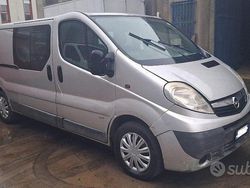 Grigio Usata 2006 Renault Trafic Monovolume | 3800 €