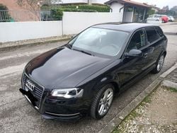 Nero Usata 2011 Audi A3 Young Tre volumi | 5900 €