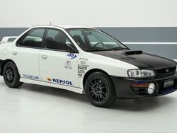 Bianco pastello Usata 1997 Subaru Impreza GT Tre volumi | 25.000 € (Molto cara)