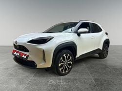 Bianco Nuova 2025 Toyota Yaris Cross Trend SUV | 27.400 € (Buon prezzo)