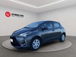 Grigio Usata 2020 Toyota Yaris Hybrid Business Edition Tre volumi | 13.800 € (Buon prezzo)