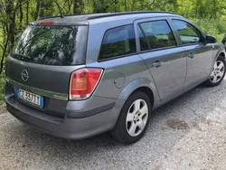 Usata 2006 Opel Astra Station wagon | 4000 € (Molto cara)