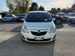 Bianco Usata 2013 Opel Meriva Monovolume | 6100 € (Buon prezzo)
