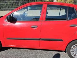 Rosso Usata 2010 Hyundai i10 Due volumi | 2500 €