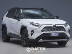 Bianco tetto nero Usata 2021 Toyota RAV4 Hybrid Style SUV | 29.368 € (Buon prezzo)