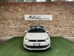 Bianco Usata 2011 VW Polo Highline Tre volumi | 7500 € (Buon prezzo)