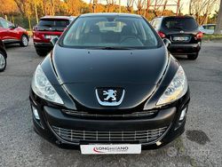 Nero Usata 2009 Peugeot 308 Premium Tre volumi | 4990 € (Molto cara)