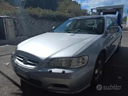 Usata 2002 Honda Accord Coupé | 2200 €