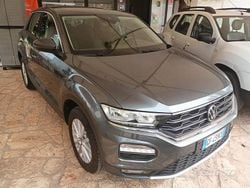 Grigio Usata 2021 VW T-Roc Business SUV | 17.950 € (Buon prezzo)