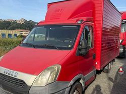 Rosso Usata 2012 Iveco Daily Furgone | 11.000 €