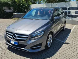 Grigio metallizzato Usata 2015 Mercedes B180 Monovolume | 8900 € (Ottimo prezzo)
