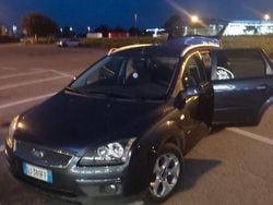 Grigio Usata 2007 Ford Focus Station wagon | 1500 € (Buon prezzo)