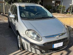 Grigio Usata 2011 Fiat Punto Evo Due volumi | 3490 € (Buon prezzo)