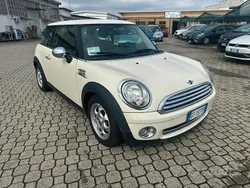 Bianco Usata 2009 Mini ONE Chili Due volumi | 5700 € (Buon prezzo)