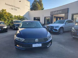 Blu metallizzato Usata 2016 VW Passat Comfortline Station wagon | 10.900 € (Buon prezzo)