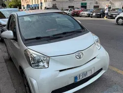 Bianco Usata 2011 Toyota iQ Due volumi | 6000 € (Buon prezzo)