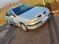 Usata 2001 Renault Mégane Due volumi | 2000 €