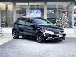 Nero Usata 2016 VW Polo Tre volumi | 9400 € (Buon prezzo)