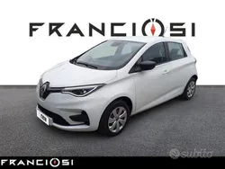 Bianco Usata 2020 Renault Zoe Zen Due volumi | 9990 € (Ottimo prezzo)