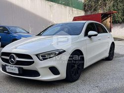 Bianco Usata 2019 Mercedes A180 Due volumi | 18.700 € (Buon prezzo)