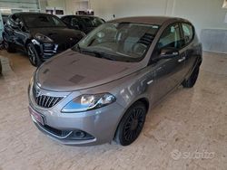 Grigio Usata 2022 Lancia Ypsilon Due volumi | 9999 € (Buon prezzo)
