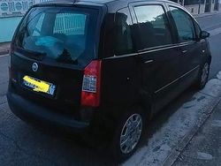 Nero Usata 2005 Fiat Idea Active Monovolume | 2950 € (Buon prezzo)