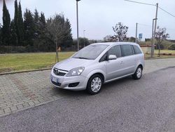 Usata 2009 Opel Zafira Cosmo Monovolume | 2950 € (Buon prezzo)