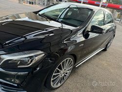 Nero Usata 2017 Mercedes A45 AMG AMG Due volumi | 20.900 € (Ottimo prezzo)