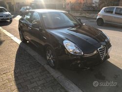 Nero Usata 2014 Alfa Romeo Giulietta Due volumi | 8000 € (Buon prezzo)