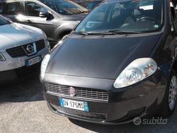 Grigio Usata 2009 Fiat Grande Punto Dynamic Due volumi | 3500 € (Buon prezzo)
