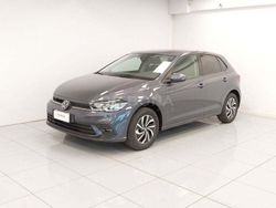 Grigio Usata 2024 VW Polo Life Tre volumi | 20.900 € (Buon prezzo)