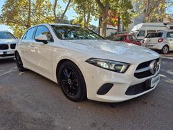 Bianco Usata 2018 Mercedes A180 Tre volumi | 17.000 € (Ottimo prezzo)