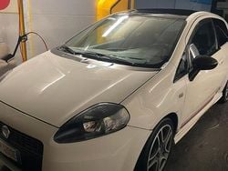 Bianco Usata 2009 Fiat Punto Due volumi | 4500 € (Molto cara)