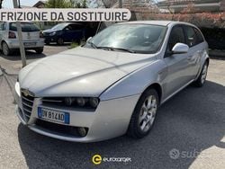Argento Usata 2009 Alfa Romeo 159 Distinctive Station wagon | 950 € (Super prezzo)