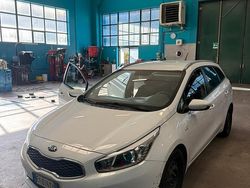 Bianco Usata 2015 Kia Ceed Sportswagon Active Station wagon | 9000 € (Molto cara)