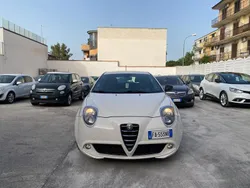 Bianco Usata 2015 Alfa Romeo MiTo Impression Due volumi | 5799 € (Buon prezzo)