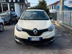 Beige Usata 2019 Renault Captur Life SUV | 11.990 € (Buon prezzo)