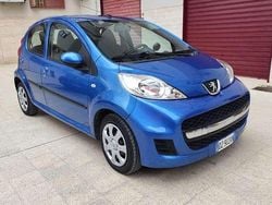Blu Usata 2009 Peugeot 107 Due volumi | 3890 € (Buon prezzo)