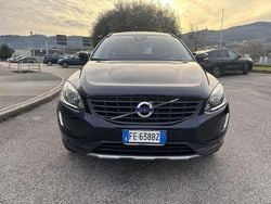 Blu/azzurro Usata 2016 Volvo XC60 SUV | 12.900 € (Ottimo prezzo)