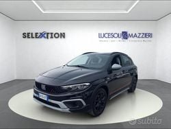 Nero Usata 2023 Fiat Tipo Garmin Due volumi | 18.900 € (Buon prezzo)