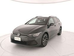 Grigio Usata 2021 VW Golf VIII Life Station wagon | 19.900 € (Buon prezzo)